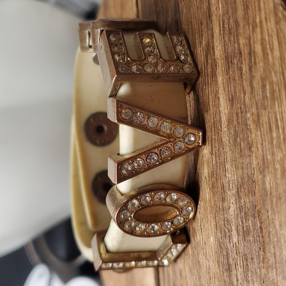 B3231‎ love leather bracelet